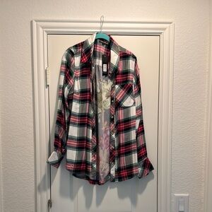 Gorgeous, lightweight flannel plaid and multi media velvet back size small